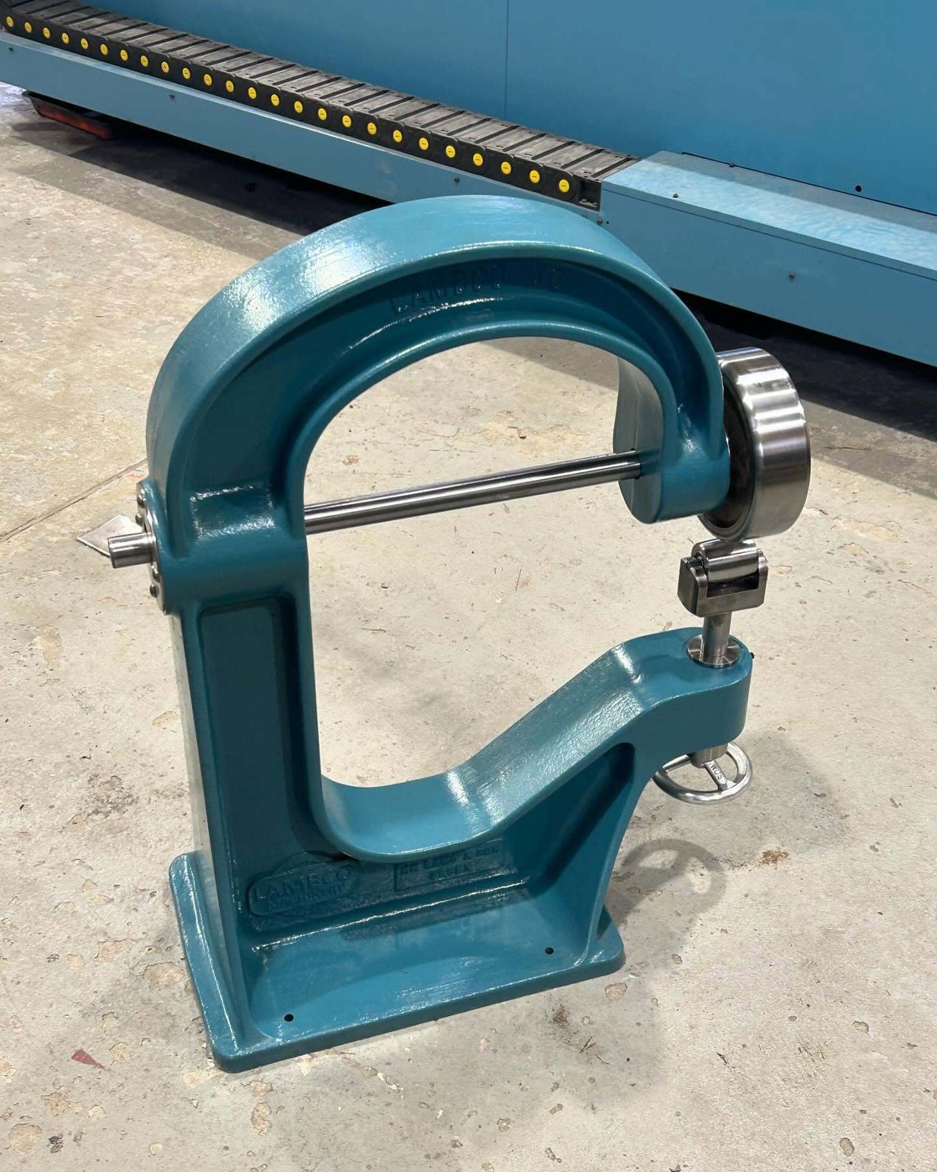 Lambco 18" MC Cast Iron English Wheel